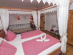 Alluring Holiday Home in Ubersee With Whirlpool