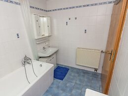 Alluring Holiday Home in Ubersee With Whirlpool