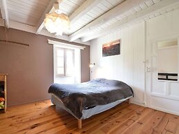 House Full of Charm With Garden,10min From the Pointe du Raz
