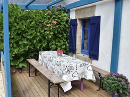 House Full of Charm With Garden,10min From the Pointe du Raz