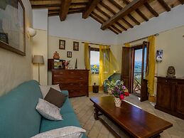 Gorgeous Apartment With Pool Near Sibillini Mountains