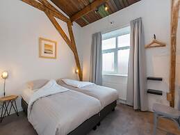 Lovely, Modern, 4-person Apartment in the Heart of Koudekerke