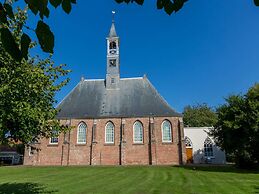 Lovely, Modern, 4-person Apartment in the Heart of Koudekerke