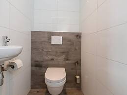 Lovely, Modern, 4-person Apartment in the Heart of Koudekerke