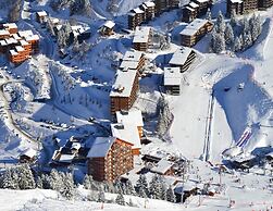 Majestic Apartment in Meribel-mottaret Close to Skiing