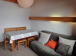 Majestic Apartment in Meribel-mottaret Close to Skiing