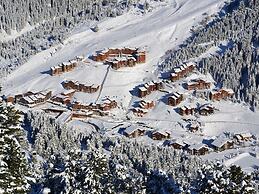 Majestic Apartment in Meribel-mottaret Close to Skiing