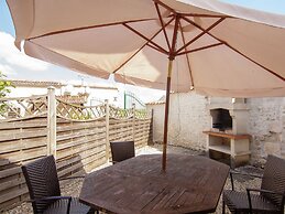 Luxury Apartment With Terrace, Sauna, Tennis, Pool