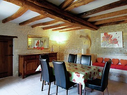 Luxury Apartment With Terrace, Sauna, Tennis, Pool