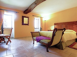 Luxury Apartment With Terrace, Sauna, Tennis, Pool