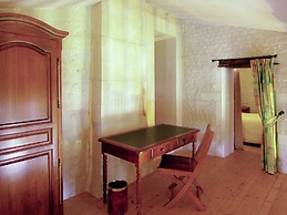 Luxury Apartment With Terrace, Sauna, Tennis, Pool