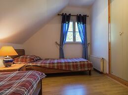 Charming Holiday Home in Montrichard With Pool