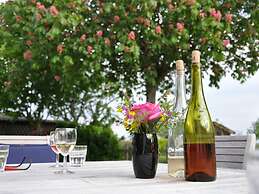 Charming Holiday Home in Montrichard With Pool