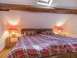 Charming Holiday Home in Montrichard With Pool