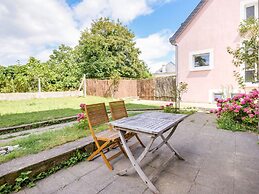 Luxurious Mansion in Castle Grounds in Lantheuil