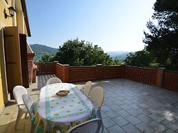Lovely Holiday Home in Monte Colombo on Farm