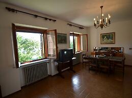 Lovely Holiday Home in Monte Colombo on Farm