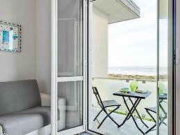 Amazing Holiday Home Near Pet-friendly Beach