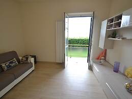 Amazing Holiday Home Near Pet-friendly Beach