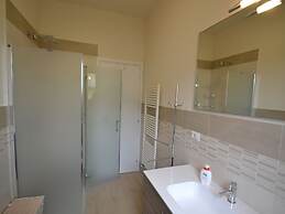 Amazing Holiday Home Near Pet-friendly Beach