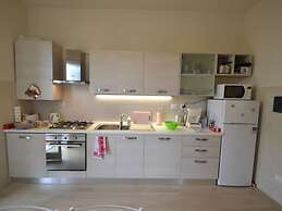 Amazing Holiday Home Near Pet-friendly Beach