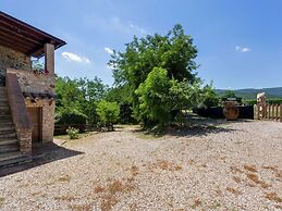 Scenic Apartment in Casole D'elsa With Pool