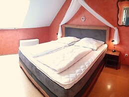 Comfortable Holiday Home Near Vineyards in Bremm