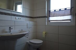 Comfortable Holiday Home Near Vineyards in Bremm
