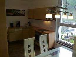 Comfortable Holiday Home Near Vineyards in Bremm