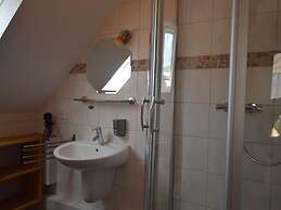 Comfortable Holiday Home Near Vineyards in Bremm