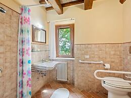 Beautiful Villa in Belforte All'isauro With Swimming Pool