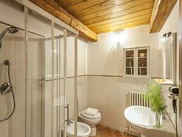 Beautiful Villa in Belforte All'isauro With Swimming Pool