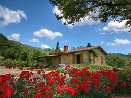 Detached Villa for 6-pers. With Outdoor Swimming Pool
