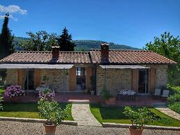 Detached Villa for 6-pers. With Outdoor Swimming Pool