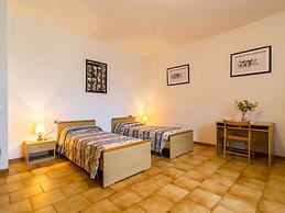 Aesthetic Farmhouse in Bucine With Barbecue