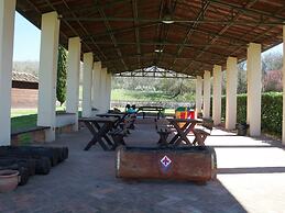 Aesthetic Farmhouse in Bucine With Barbecue