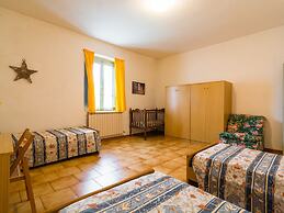 Aesthetic Farmhouse in Bucine With Barbecue