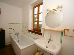 Pleasant Cottage in Asnieres With Terrace