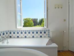 Pleasant Cottage in Asnieres With Terrace