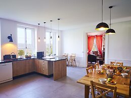 Pleasant Cottage in Asnieres With Terrace