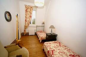 Pleasant Cottage in Asnieres With Terrace