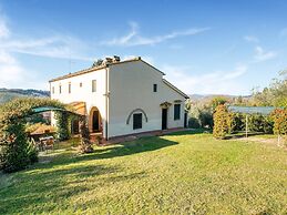 Pleasant Cottage in Asnieres With Terrace