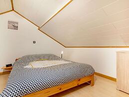 Beautiful Holiday Home in Cul-des-sarts With Garden