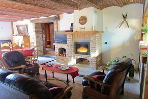 Beautiful Holiday Home in Cul-des-sarts With Garden