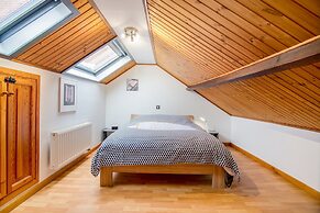 Beautiful Holiday Home in Cul-des-sarts With Garden