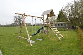 Beautiful Holiday Home in Cul-des-sarts With Garden