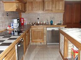 Beautiful Holiday Home in Cul-des-sarts With Garden
