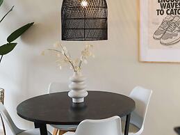 Pleasant Holiday Home in Vrouwenpolder With Garden