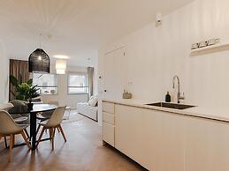 Pleasant Holiday Home in Vrouwenpolder With Garden