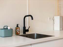 Pleasant Holiday Home in Vrouwenpolder With Garden